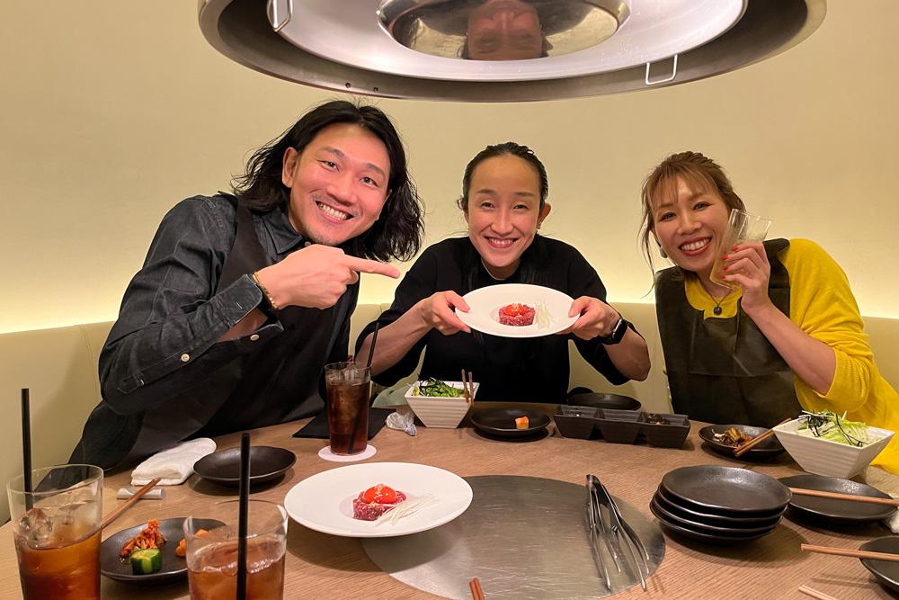 日々の労いで、ご飯を一緒に食べに行ったりもしています。